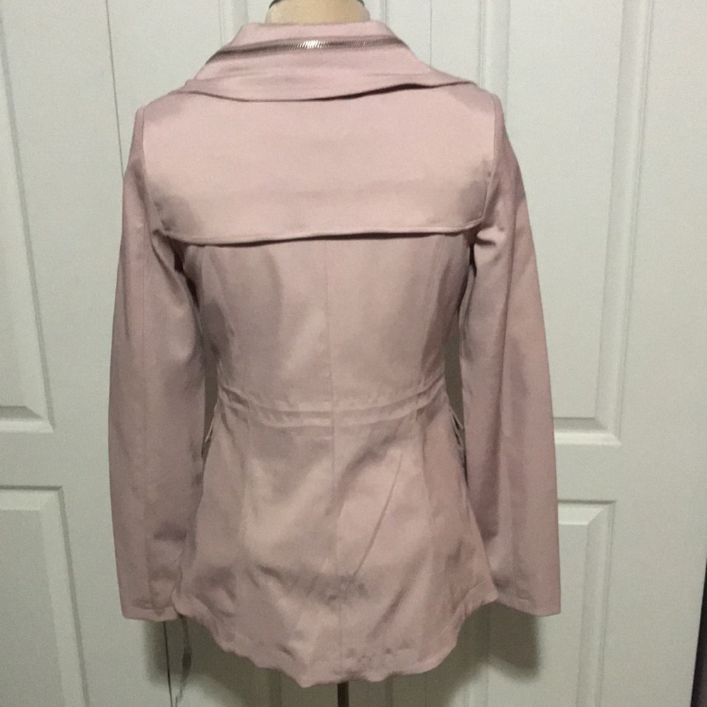 Women’s Jacket - Picture 5 of 6